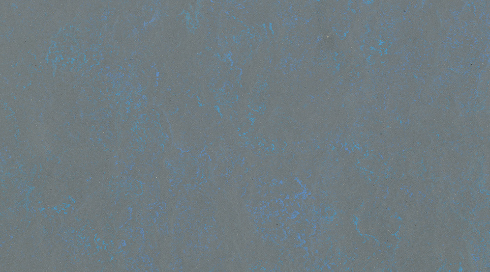 0566 Shining Blue U