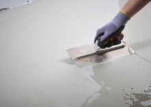 ПОЧЕМУ НЕОБХОДИМО ПРИМЕНЯТЬ ПЕРЕД УКЛАДКОЙ НАПОЛЬНЫХ ПОКРЫТИЙ НАЛИВНЫЕ ВЫРАВНИВАЮЩИЕ СМЕСИ